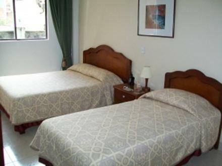 Hotel Laureles 70