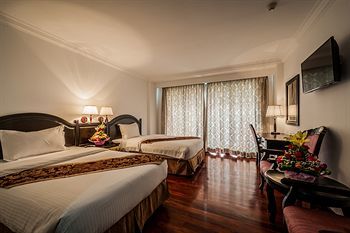 Smiling Hotel And Spa