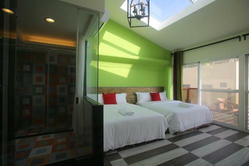 Malibu Oceanview Homestay