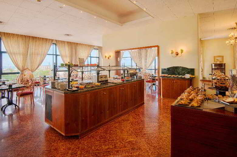 Hotel NH Ancona