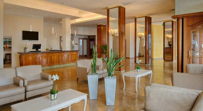 Hotel NH Ancona