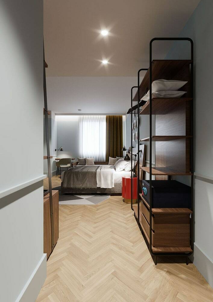 Carlyle Brera Hotel