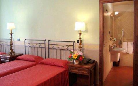 Hotel Domus Sessoriana