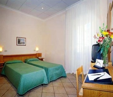 Hotel Embassy