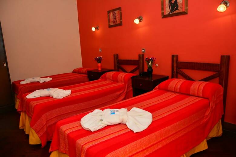 Hotel La Giralda I