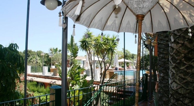 Hotel Les Rotes