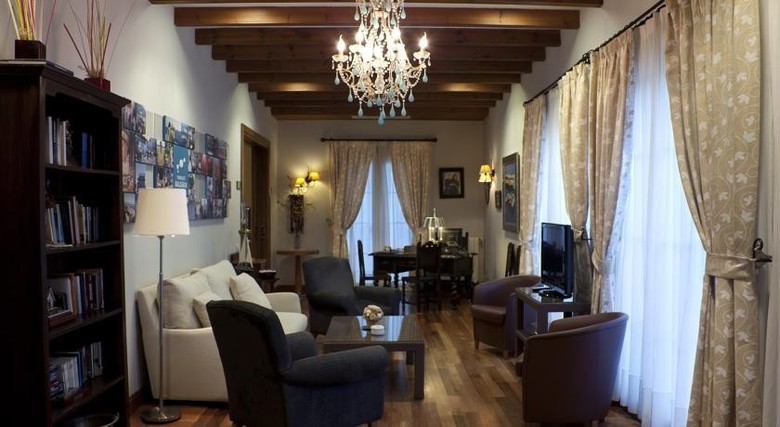 Hotel Les Rotes