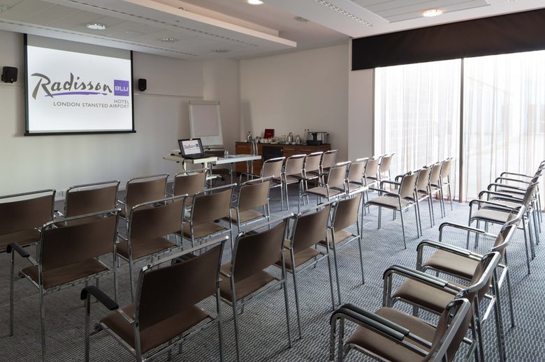 Radisson Blu Hotel London Stansted Airport