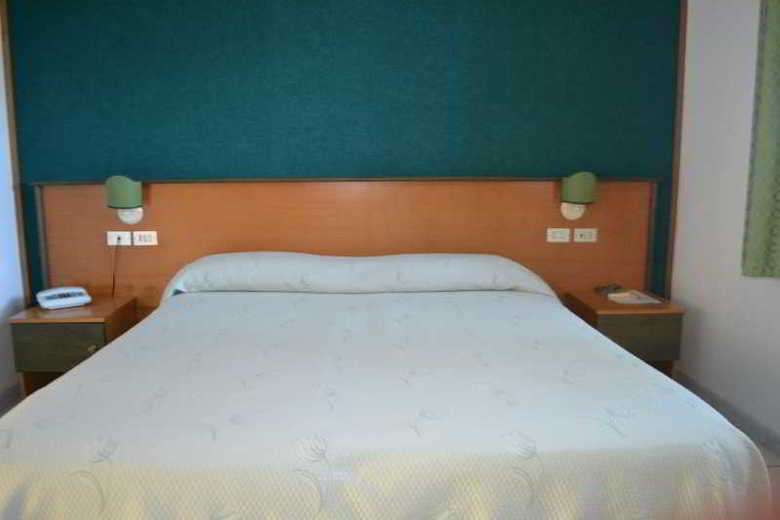 Hotel Leucosya