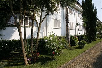 Hotel Leucosya