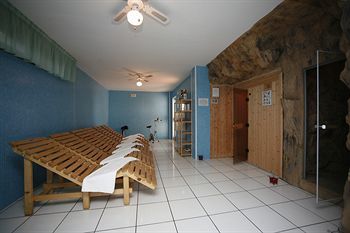 Hotel Leucosya