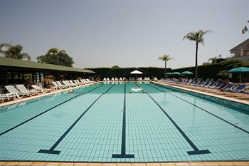 Hotel Leucosya