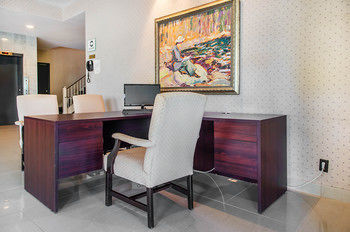 Hotel Comfort Inn