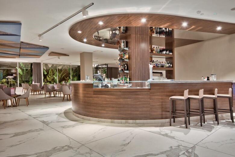 Hotel Doubletree By Hilton Malta