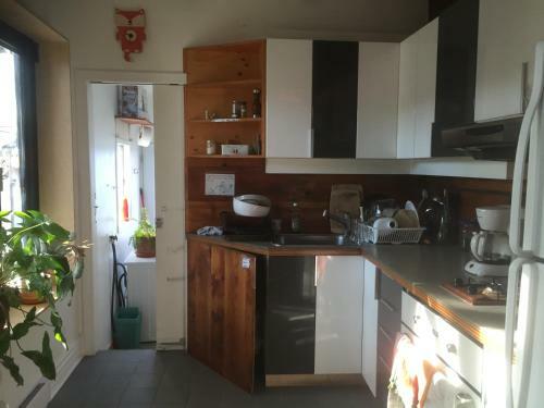 Hostal Auberge Chez Jean