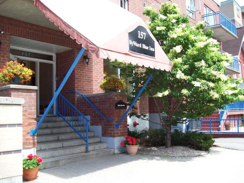 Bed & Breakfast Byward Blue Inn