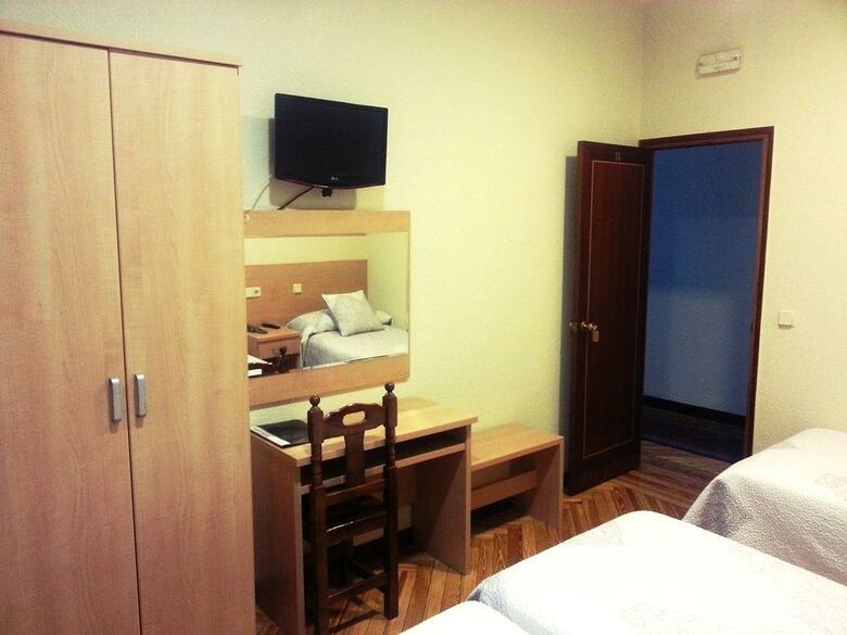 Hostal Avenida