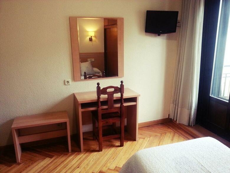 Hostal Avenida
