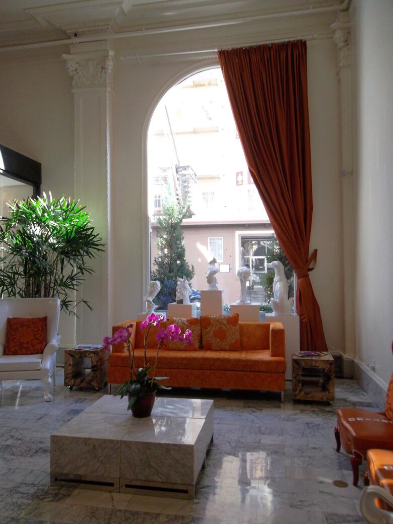 Hotel Vertigo
