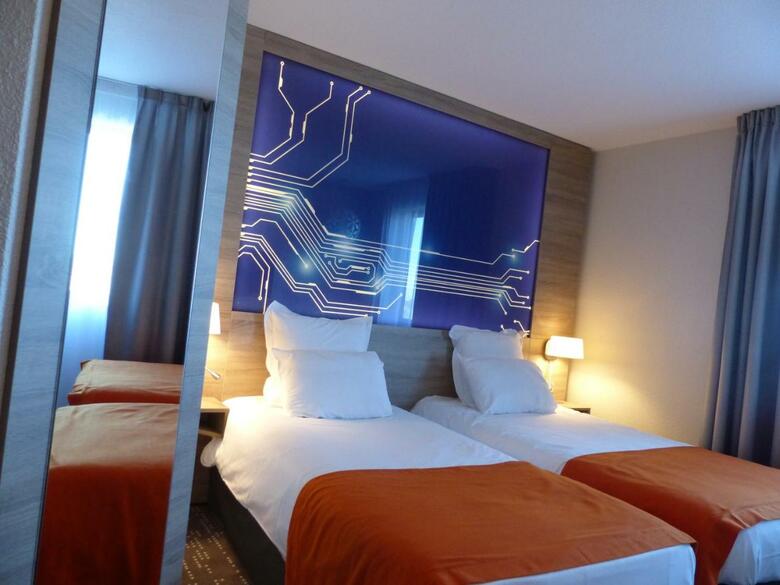 Hotel Mercure Poitiers Aquatis Site Du Futuroscope