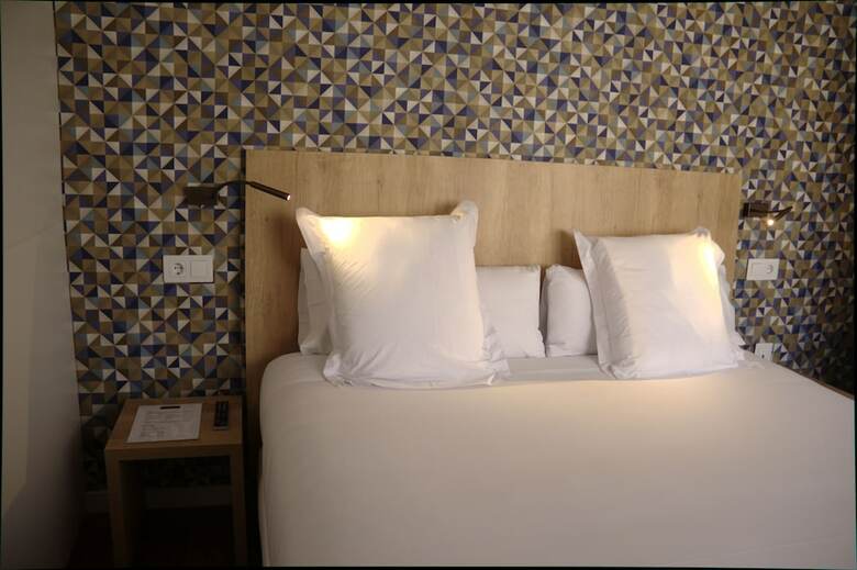 Hotel Chic & Basic Velvet