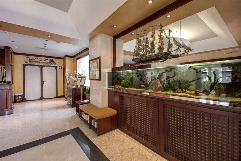 Hotel Pacific