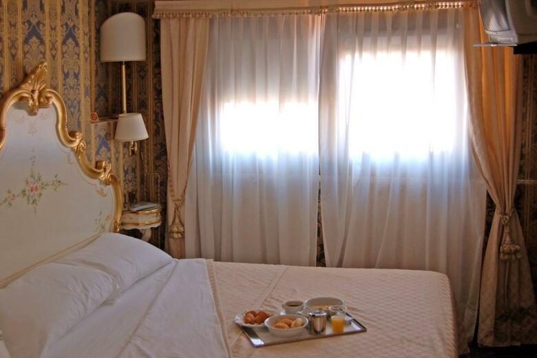 Hotel Graspo De Ua