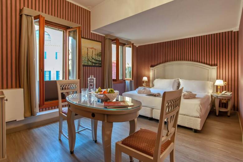 Hotel La Fenice Et Des Artistes