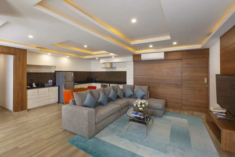 Hotel Royal Singi