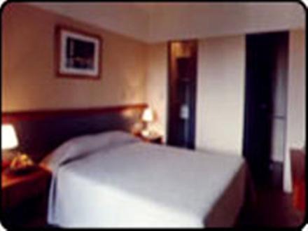 Hotel The Hill Residence