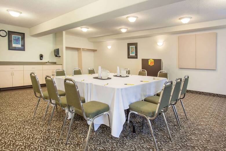 Hotel Super 8 Truro
