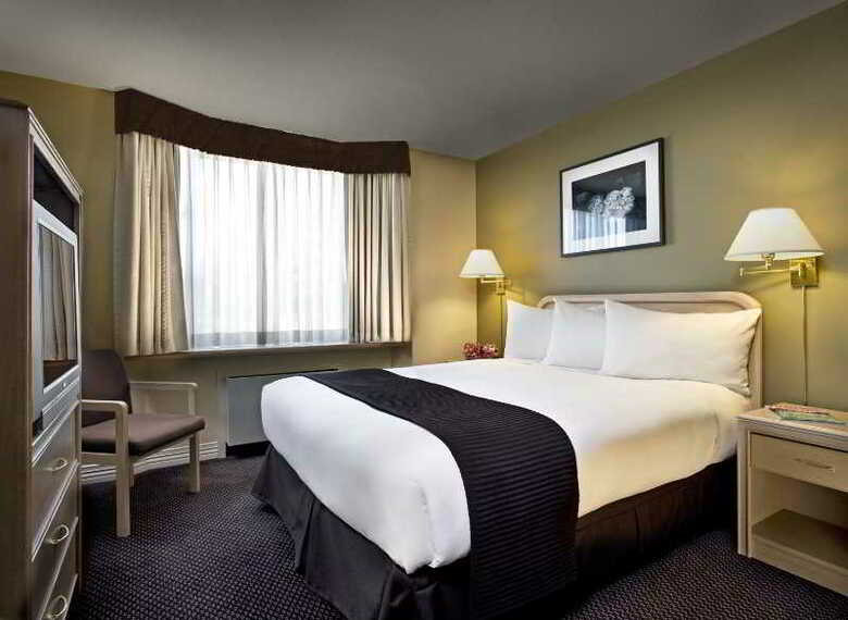 Coast Vancouver Airport Hotel
