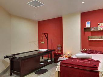 Hotel Pride