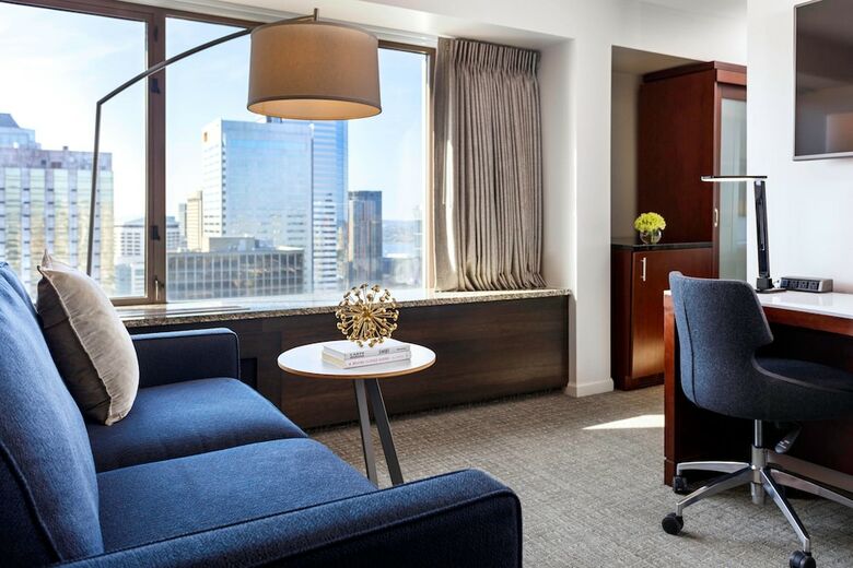 Hotel Renaissance Seattle