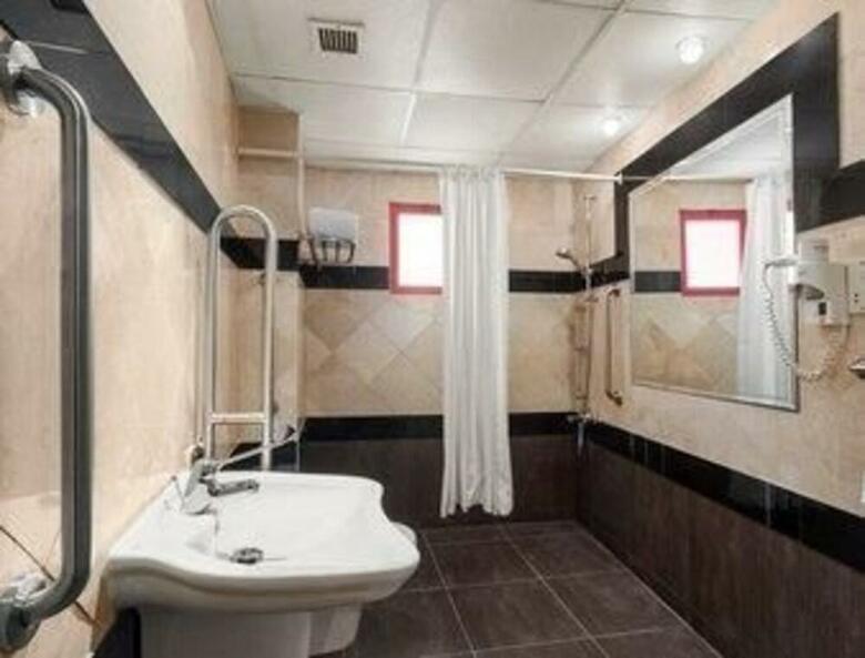 Days Hotel Manama