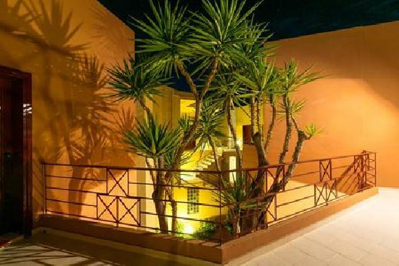 Hotel Elotia