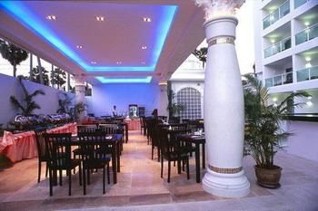 Hotel Tropical Resort