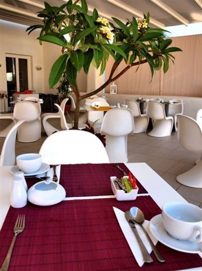 Hotel Archipelagos (superior)