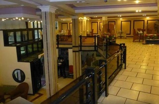 Hotel Aryobarzan Shiraz