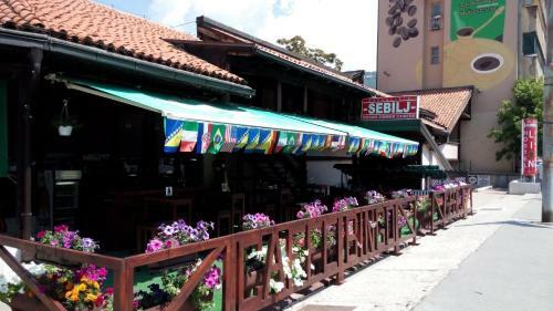 Hostal Pansion Sebilj