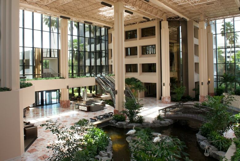Hotel Embassy Suites Palm Beach Gardens - Pga Boulevard