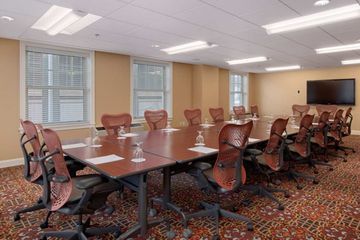 Hotel Doubletree Guest Suites Detroi