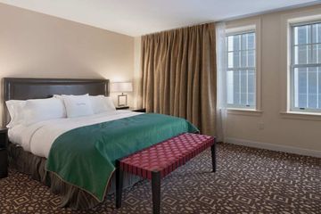 Hotel Doubletree Guest Suites Detroi