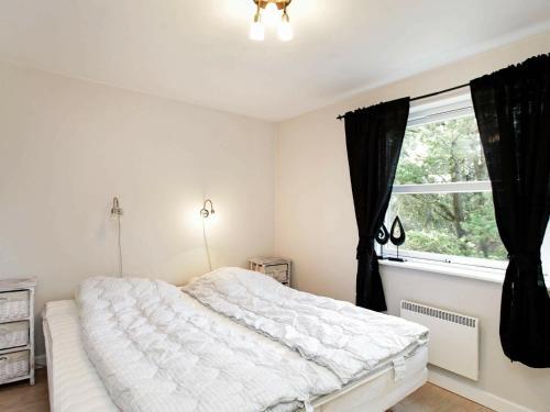 Four-bedroom Holiday Home In Bl�vand 19