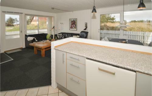 Holiday Home Tane Hedevej Bl�vand X