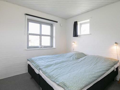 Four-bedroom Holiday Home In Bl�vand 23