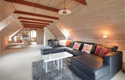 Holiday Home Hans Thuesensvej Bl�vand IV
