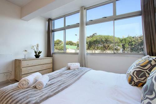 Hotel Sandringham II