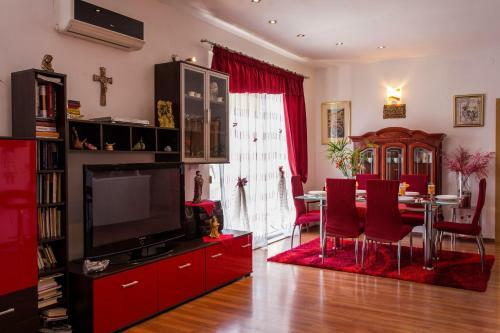 Apartment Mary