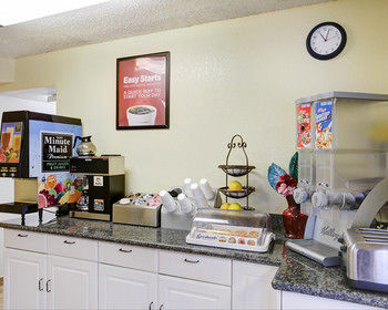 Hotel Econo Lodge Marcos